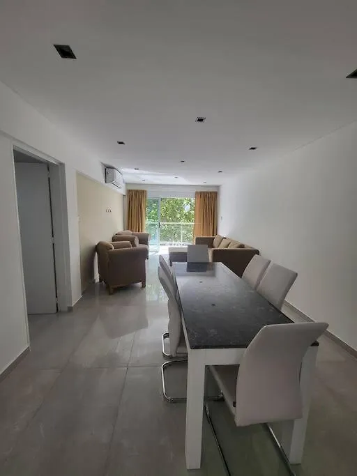 Appartamento Amplio2/Balcon Depto Centrico. Mendoza 0*,